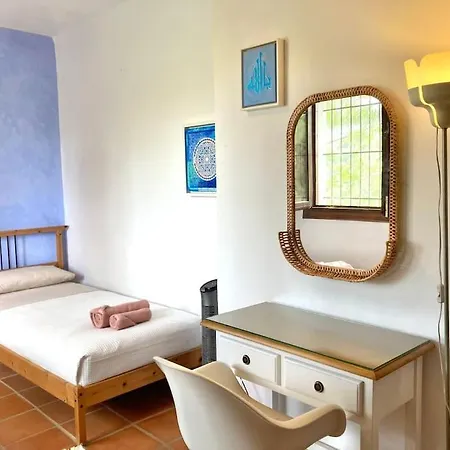 Alpujarra Garden Oasis